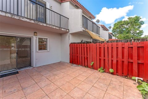 Купить виллу или дом в Майами, Флорида 2 спальни, 112.41м2, № 1949308 - фото 29