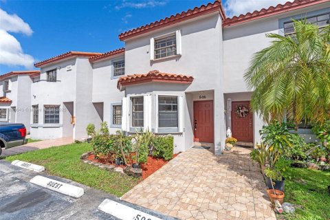 Купить виллу или дом в Майами, Флорида 2 спальни, 112.41м2, № 1949308 - фото 2