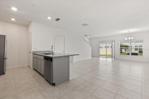 Touwnhouse à vendre à Sanford, Floride: 3 chambres, 137.4 m2 № 2101354 - photo 8