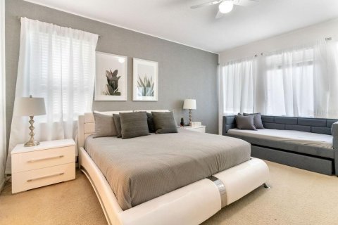 Купить виллу или дом в Киссимми, Флорида 11 комнат, 320.61м2, № 1882937 - фото 18
