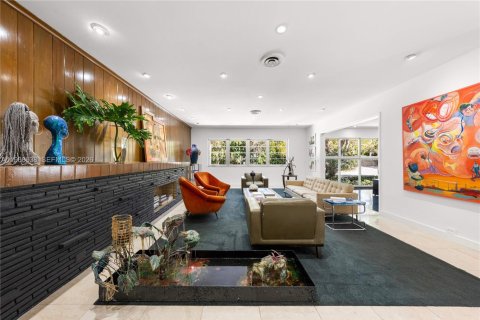 Купить виллу или дом в Майами, Флорида 4 спальни, 317.82м2, № 2033483 - фото 3