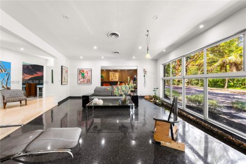 Купить виллу или дом в Майами, Флорида 4 спальни, 317.82м2, № 2033483 - фото 10