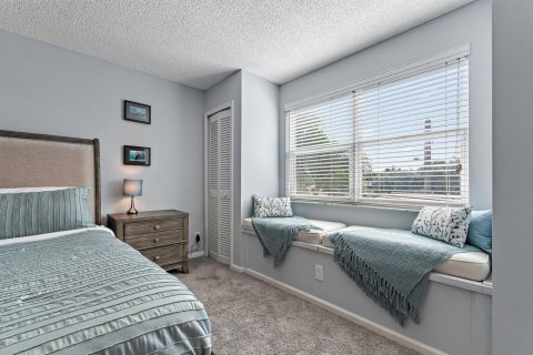 Condo in Jupiter, Florida, 4 bedrooms № 2081674 - photo 28
