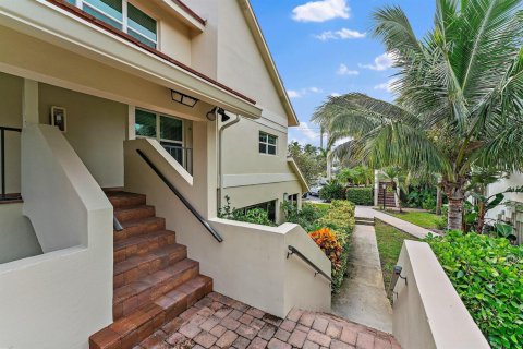 Condo in Jupiter, Florida, 4 bedrooms № 2081674 - photo 6