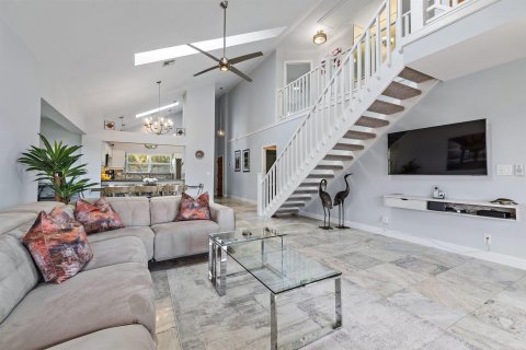 Condo in Jupiter, Florida, 4 bedrooms № 2081674 - photo 23