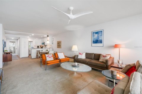 Condominio en alquiler en Holmes Beach, Florida, 2 dormitorios, 99.03 m2 № 1905469 - foto 16