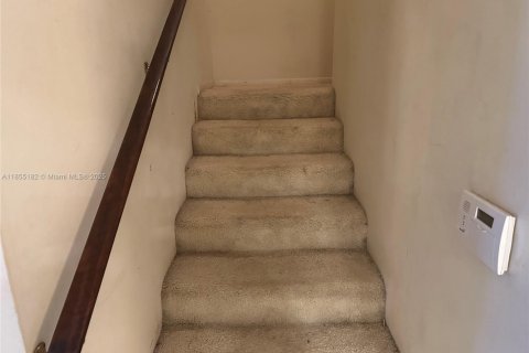 Condominio en venta en South Miami, Florida, 3 dormitorios, 204.38 m2 № 1891962 - foto 17