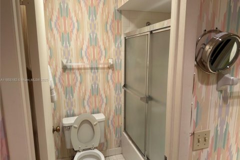 Condominio en venta en South Miami, Florida, 3 dormitorios, 204.38 m2 № 1891962 - foto 26