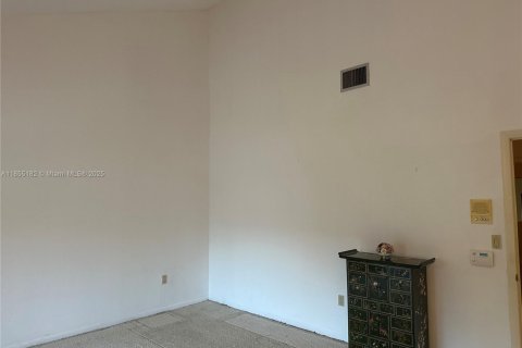 Condominio en venta en South Miami, Florida, 3 dormitorios, 204.38 m2 № 1891962 - foto 25