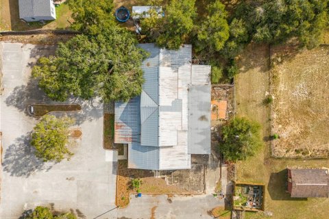 Propiedad comercial en venta en Thonotosassa, Florida, 906.54 m2 № 2149207 - foto 6