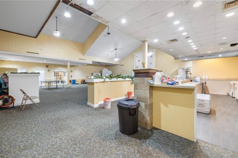 Propiedad comercial en venta en Thonotosassa, Florida, 906.54 m2 № 2149207 - foto 26