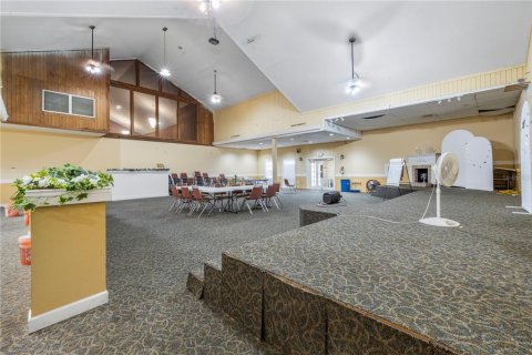Propiedad comercial en venta en Thonotosassa, Florida, 906.54 m2 № 2149207 - foto 24