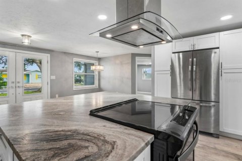 Villa ou maison à vendre à Hudson, Floride: 2 chambres, 124.86 m2 № 2400094 - photo 11