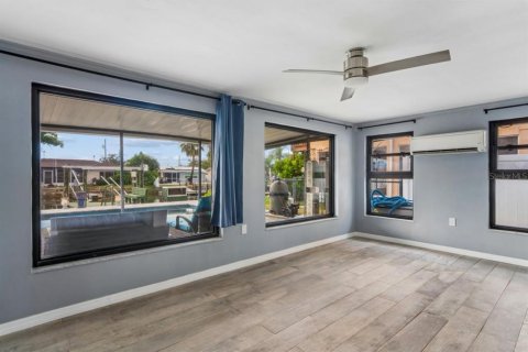 Villa ou maison à vendre à Hudson, Floride: 2 chambres, 124.86 m2 № 2400094 - photo 22