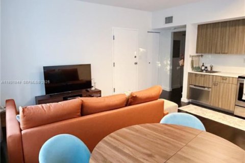 House in Miami Beach, Florida 1 bedroom, 48.4 sq.m. № 1990208 - photo 6
