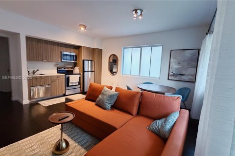 House in Miami Beach, Florida 1 bedroom, 48.4 sq.m. № 1990208