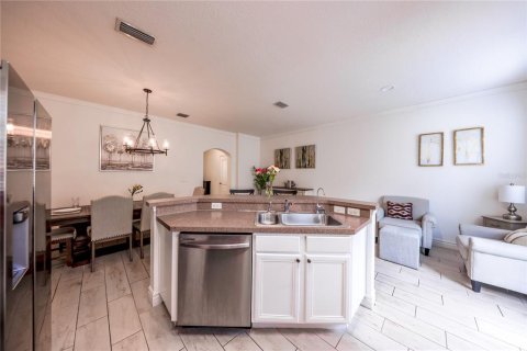 Townhouse in Winter Garden, Florida 3 bedrooms, 145.3 sq.m. № 1793803 - photo 15