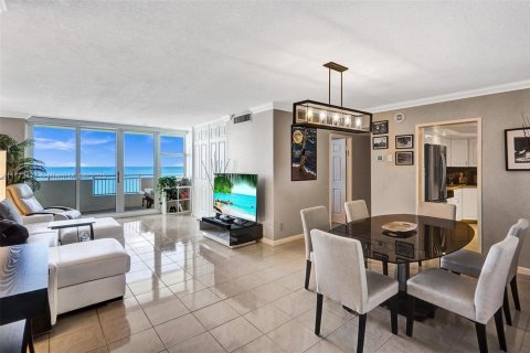 Снять в аренду кондоминиум в Халландейл-Бич, Флорида 2 спальни, 101.64м2, № 1731613 - фото 30