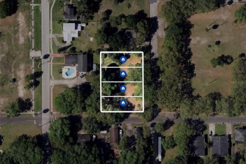 House in Sanford, Florida 4 bedrooms, 138.79 sq.m. № 2353547 - photo 4
