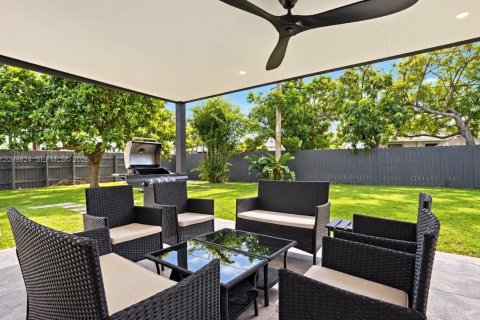 Villa ou maison à vendre à Fort Lauderdale, Floride: 3 chambres, 109.25 m2 № 2397873 - photo 5