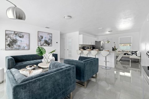 Villa ou maison à vendre à Fort Lauderdale, Floride: 3 chambres, 109.25 m2 № 2397873 - photo 10