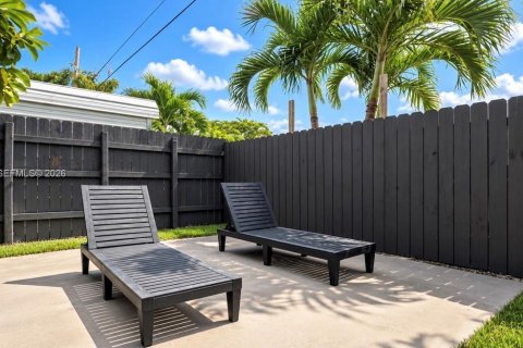 Villa ou maison à vendre à Fort Lauderdale, Floride: 3 chambres, 109.25 m2 № 2397873 - photo 8