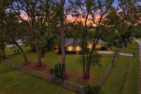 Villa ou maison à vendre à Starke, Floride: 3 chambres, 121.79 m2 № 2408443 - photo 2