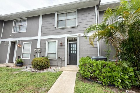 Adosado en West Palm Beach, Florida 2 dormitorios, 107.95 m2 № 2417151