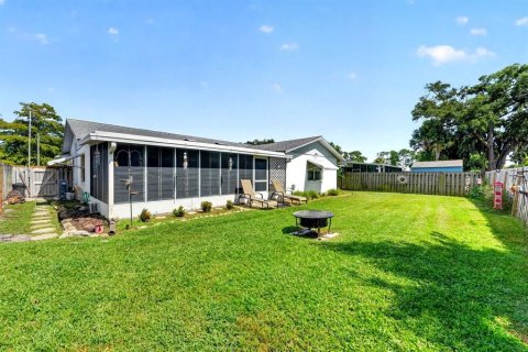 Villa ou maison à vendre à South Daytona, Floride: 3 chambres, 143.63 m2 № 2305074 - photo 28