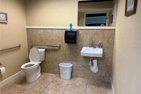 Immobilier commercial à louer à Longwood, Floride: 422.61 m2 № 2101500 - photo 14