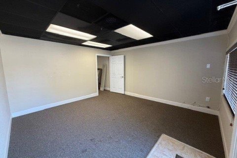 Immobilier commercial à louer à Longwood, Floride: 422.61 m2 № 2101500 - photo 17