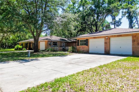 Villa ou maison à vendre à Odessa, Floride: 3 chambres, 201.41 m2 № 2125116 - photo 6
