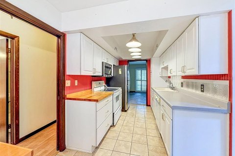 Villa ou maison à vendre à Odessa, Floride: 3 chambres, 201.41 m2 № 2125116 - photo 22