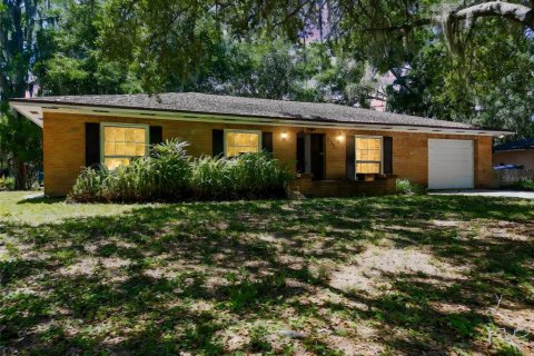 Villa ou maison à vendre à Odessa, Floride: 3 chambres, 201.41 m2 № 2125116 - photo 7