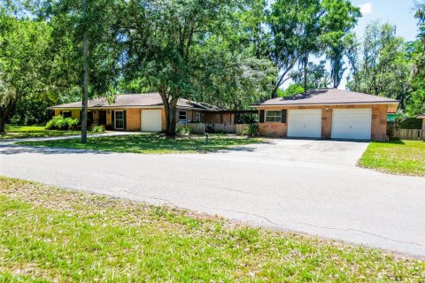 Villa ou maison à vendre à Odessa, Floride: 3 chambres, 201.41 m2 № 2125116 - photo 13