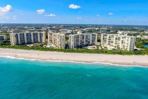 Condo in Jupiter, Florida, 2 bedrooms № 2399749 - photo 25