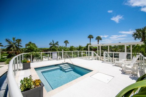 Condo in Jupiter, Florida, 2 bedrooms № 2399749 - photo 20