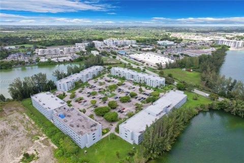 Appartement à louer à Homestead, Floride: 2 chambres, 99.87 m2 № 1986936 - photo 20