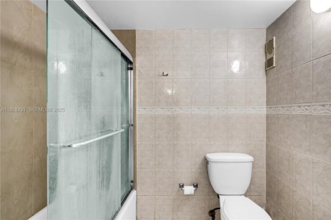 Appartement à louer à Homestead, Floride: 2 chambres, 99.87 m2 № 1986936 - photo 15