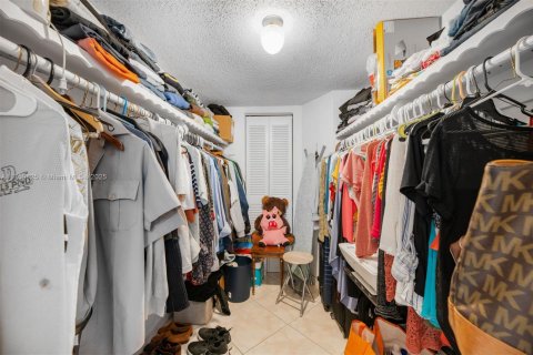 Copropriété à vendre à Lauderdale Lakes, Floride: 2 chambres, 102.38 m2 № 1700694 - photo 10
