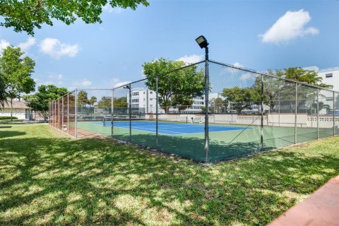 Copropriété à vendre à Lauderdale Lakes, Floride: 2 chambres, 102.38 m2 № 1700694 - photo 19