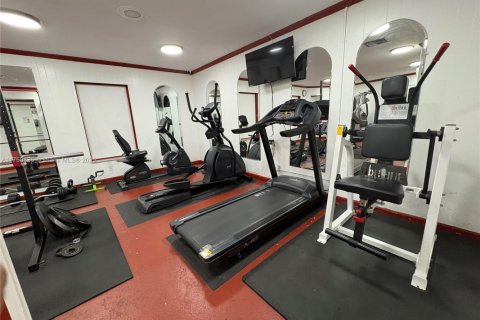 Copropriété à vendre à Lauderdale Lakes, Floride: 2 chambres, 102.38 m2 № 1700694 - photo 25