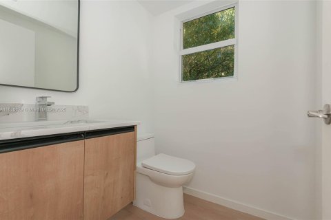 Townhouse in Fort Lauderdale, Florida 3 bedrooms, 169.27 sq.m. № 1802648 - photo 11
