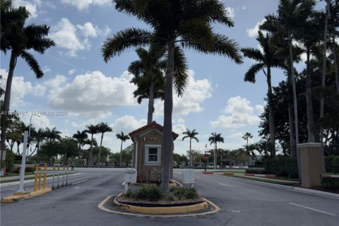 Купить виллу или дом в Уэстон, Флорида 3 спальни, 142.51м2, № 2062683 - фото 12