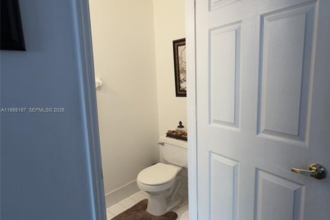 Купить виллу или дом в Уэстон, Флорида 3 спальни, 142.51м2, № 2062683 - фото 18