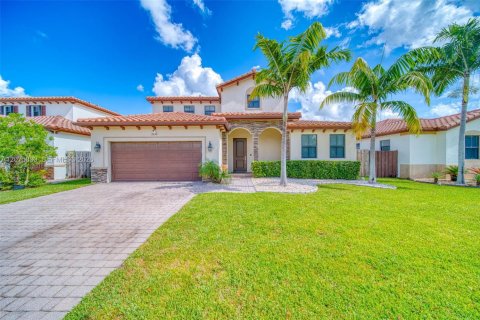 House in Homestead, Florida 4 bedrooms, 272.11 sq.m. № 2318330