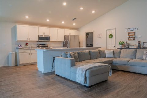 Casa en venta en Polk City, Florida, 3 dormitorios, 186.83 m2 № 2207306 - foto 3