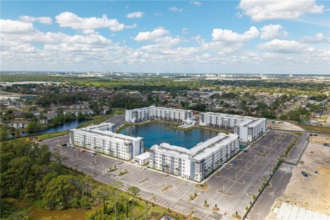 Condo in Orlando, Florida, 2 bedrooms № 2096511 - photo 29