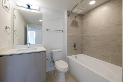 Condo in Orlando, Florida, 2 bedrooms № 2096511 - photo 21