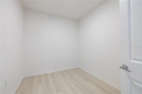 Condo in Orlando, Florida, 2 bedrooms № 2096511 - photo 6